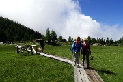 Al Rif. Ponti (2559 m), il rifugio del Disgrazia, dalla Valle di Preda Rossa il 23 giugno 2015 - FOTOGALLERY